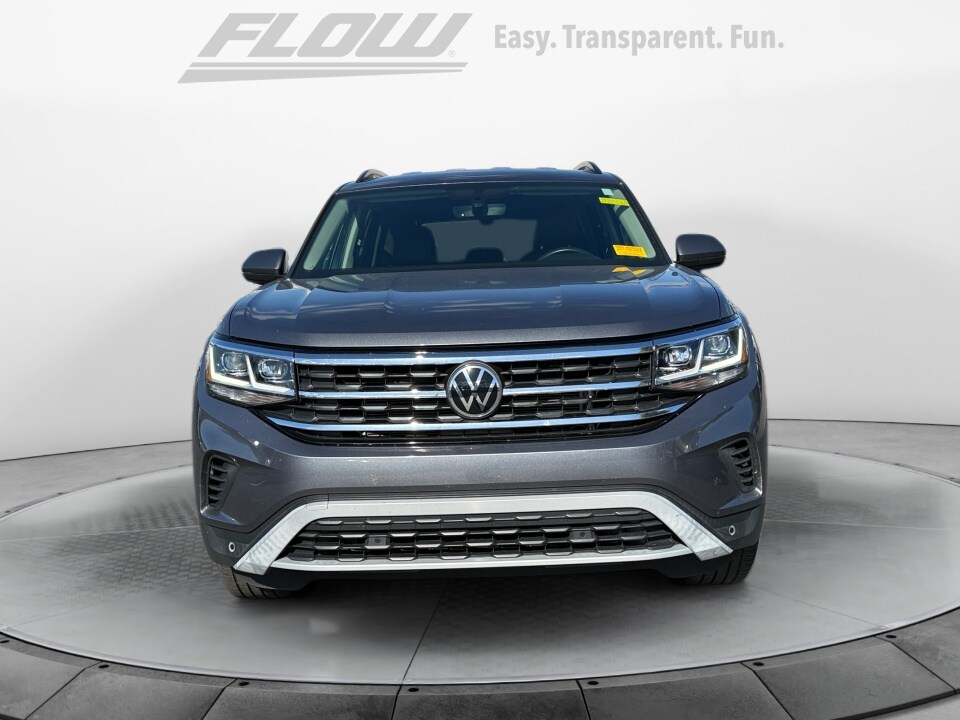 2022 Volkswagen Atlas SE Technology photo 2