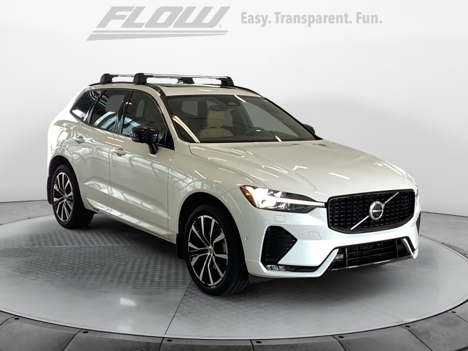 2023 Volvo XC60 B5 Ultimate Dark Theme FWD's photo