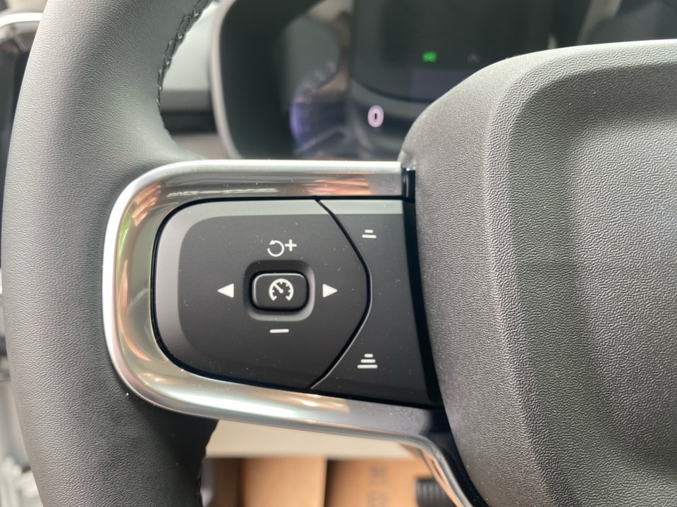2026 Volvo XC40 Ultra - Photo 21