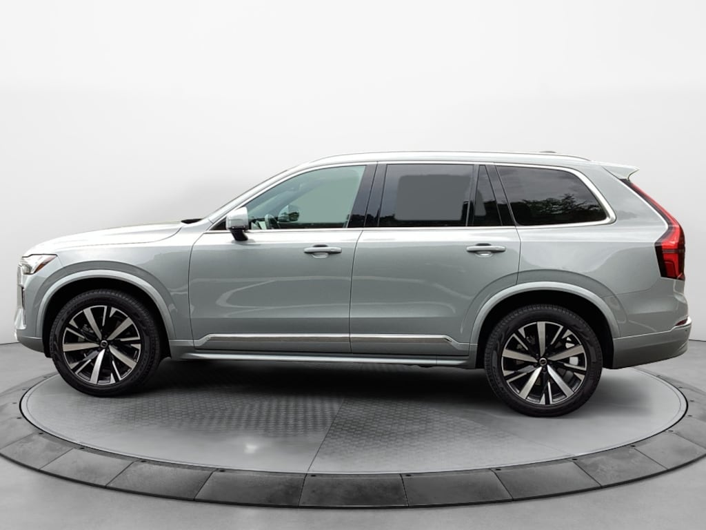 Used 2026 Volvo XC90 Core SUV