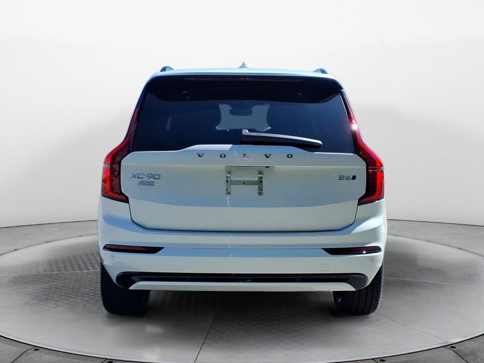 2026 Volvo XC90 photo 3