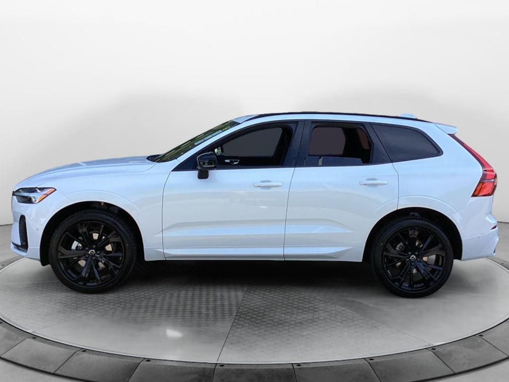 New 2026 Volvo XC60 B5 Ultra Black Edition SUV