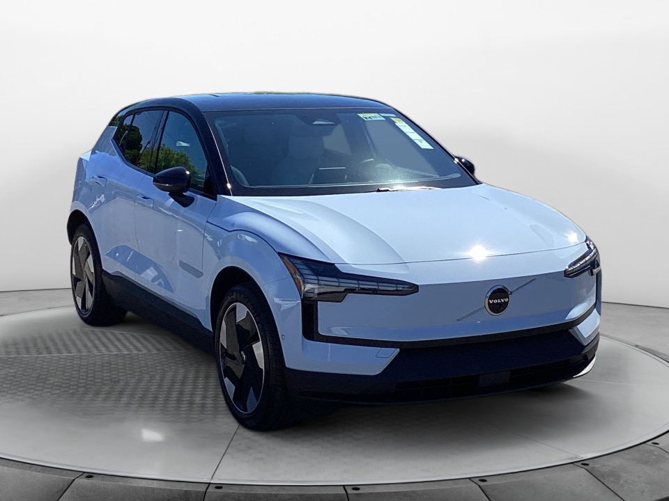 2026 Volvo EX30 Twin Motor Performance Ultra's photo