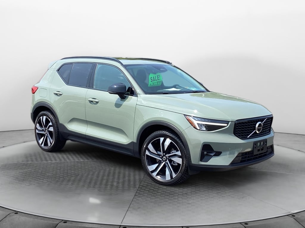 Certified 2023 Volvo XC40 Plus Dark Theme SUV