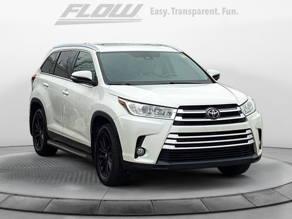 2019 Toyota Highlander XLE's photo
