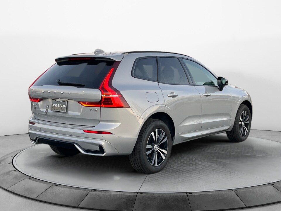 2025 Volvo XC60 Recharge photo 4