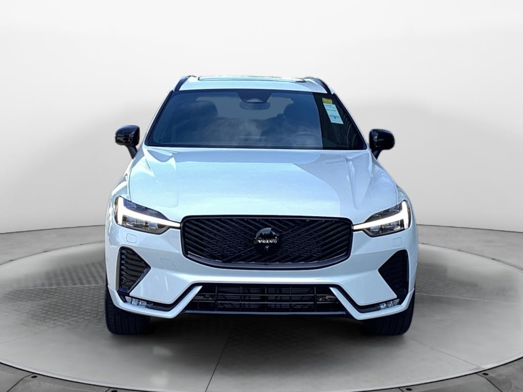 New 2026 Volvo XC60 B5 Ultra Black Edition SUV