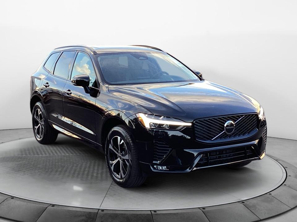 2027 Volvo XC60 B5 Core AWD SUV