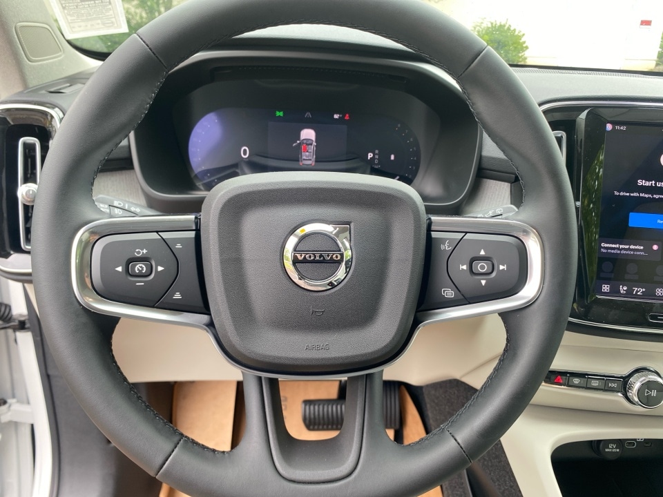 2026 Volvo XC40 Ultra - Photo 20