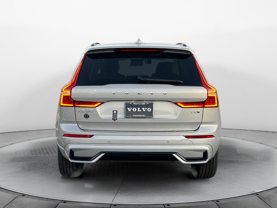 2025 Volvo XC60 Recharge photo 3
