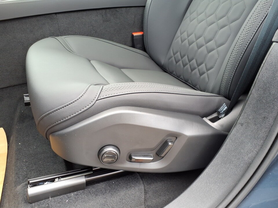 2026 Volvo XC90 Plus - Photo 12