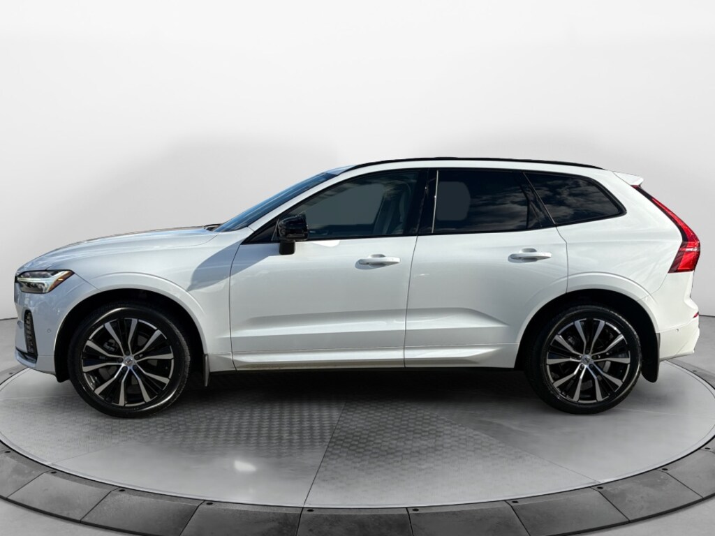 Used 2024 Volvo XC60 B5 Plus Dark Theme SUV