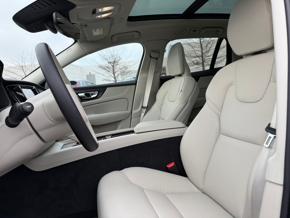 2026 Volvo V60 Cross Country Plus - Photo 11
