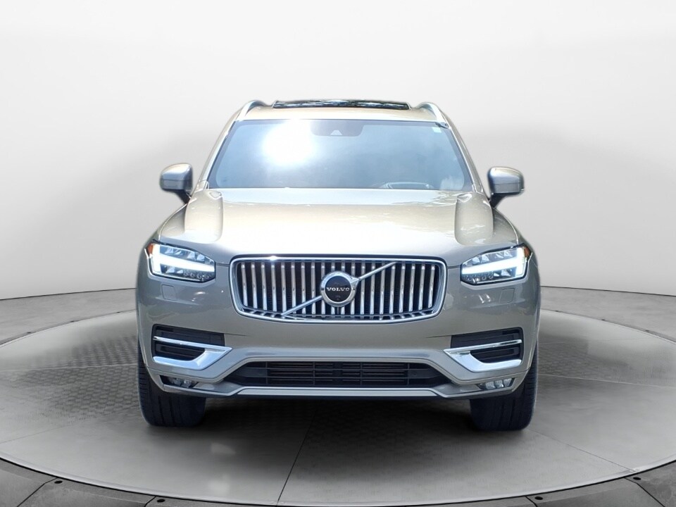 2022 Volvo XC90 T6 Inscription photo 2