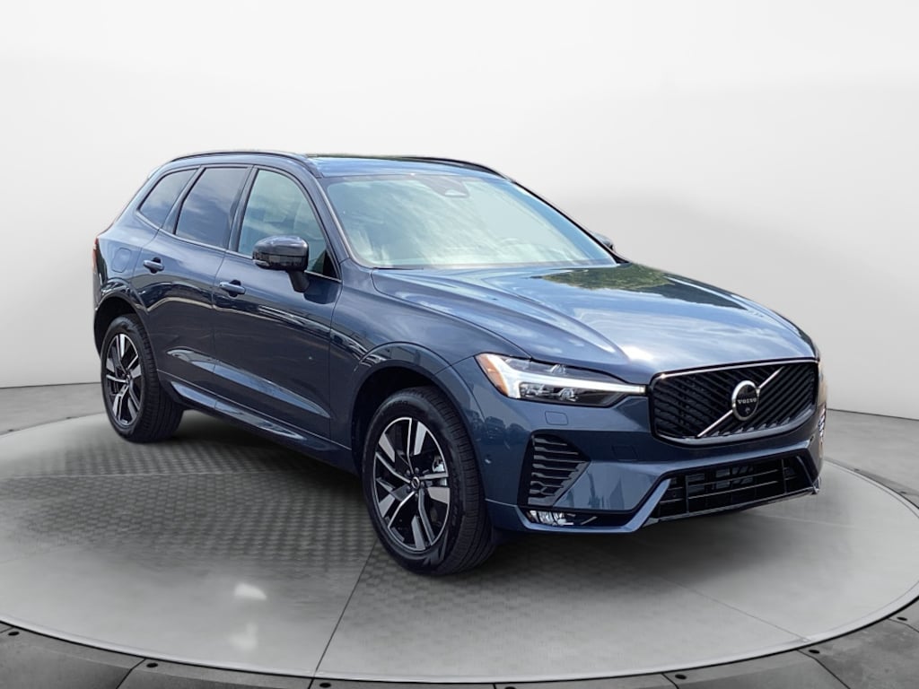 New 2026 Volvo XC60 B5 Plus SUV