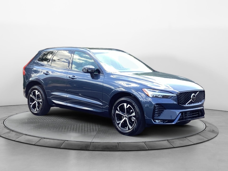 2026 Volvo XC60 B5 Core Dark AWD's photo