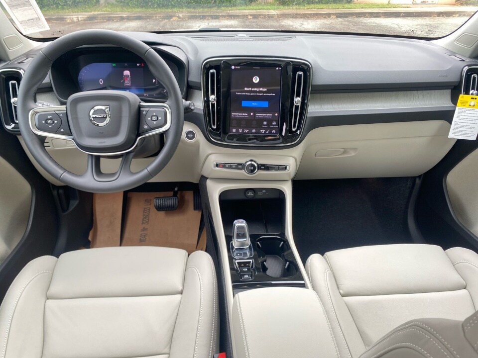 2026 Volvo XC40 Ultra - Photo 30