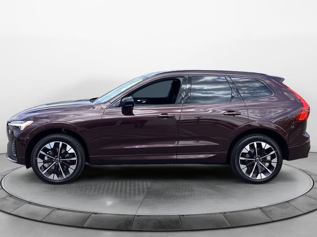 New 2026 Volvo XC60 B5 Plus SUV
