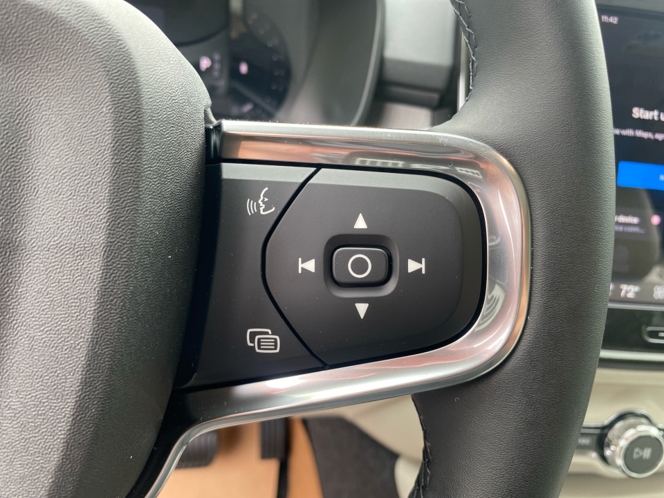 2026 Volvo XC40 Ultra - Photo 22