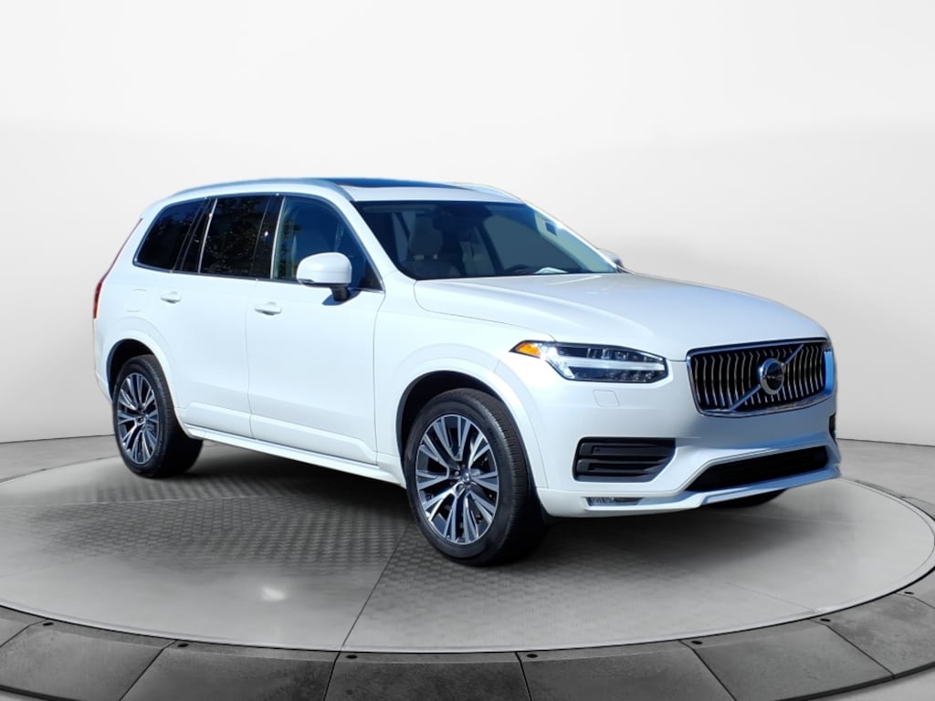 Used 2022 Volvo XC90 T5 Momentum 7 Passenger SUV