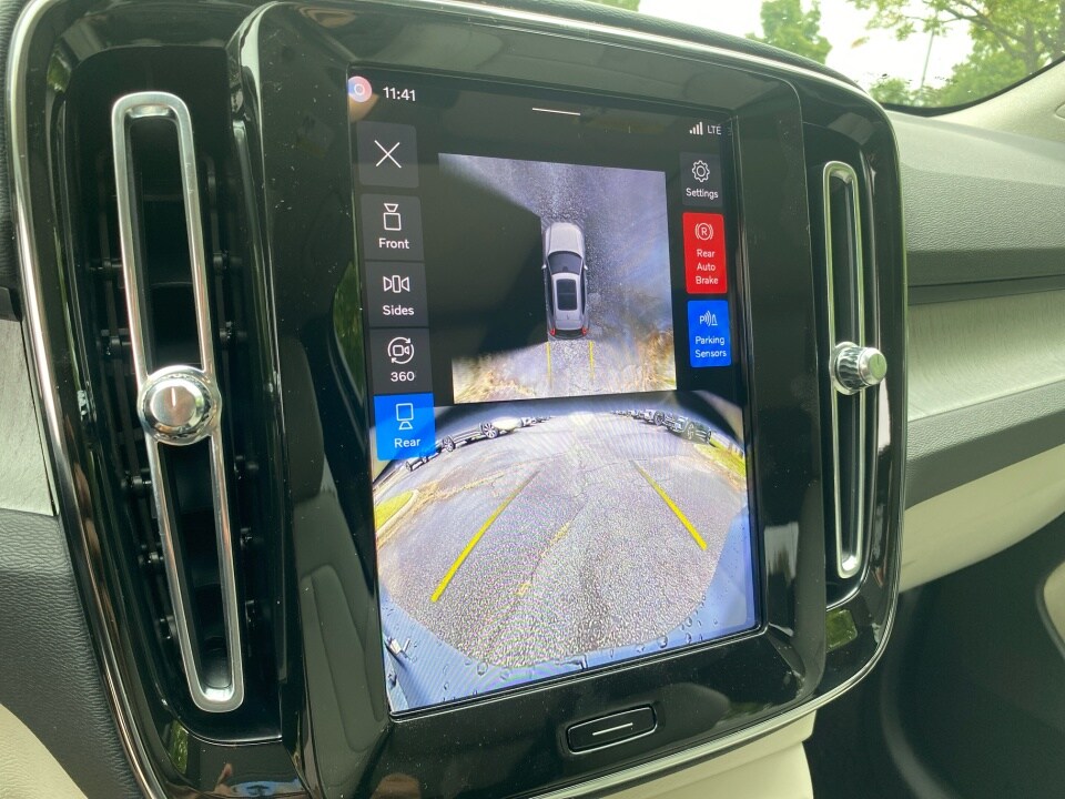 2026 Volvo XC40 Ultra - Photo 15