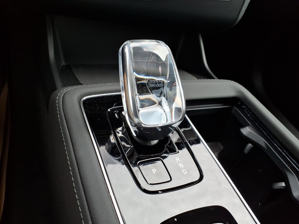 2026 Volvo XC90 Plus - Photo 17