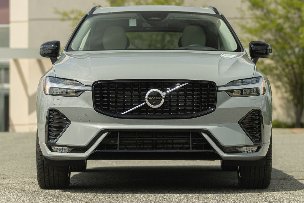 2025-volvo-xc60-for-sale.jpg