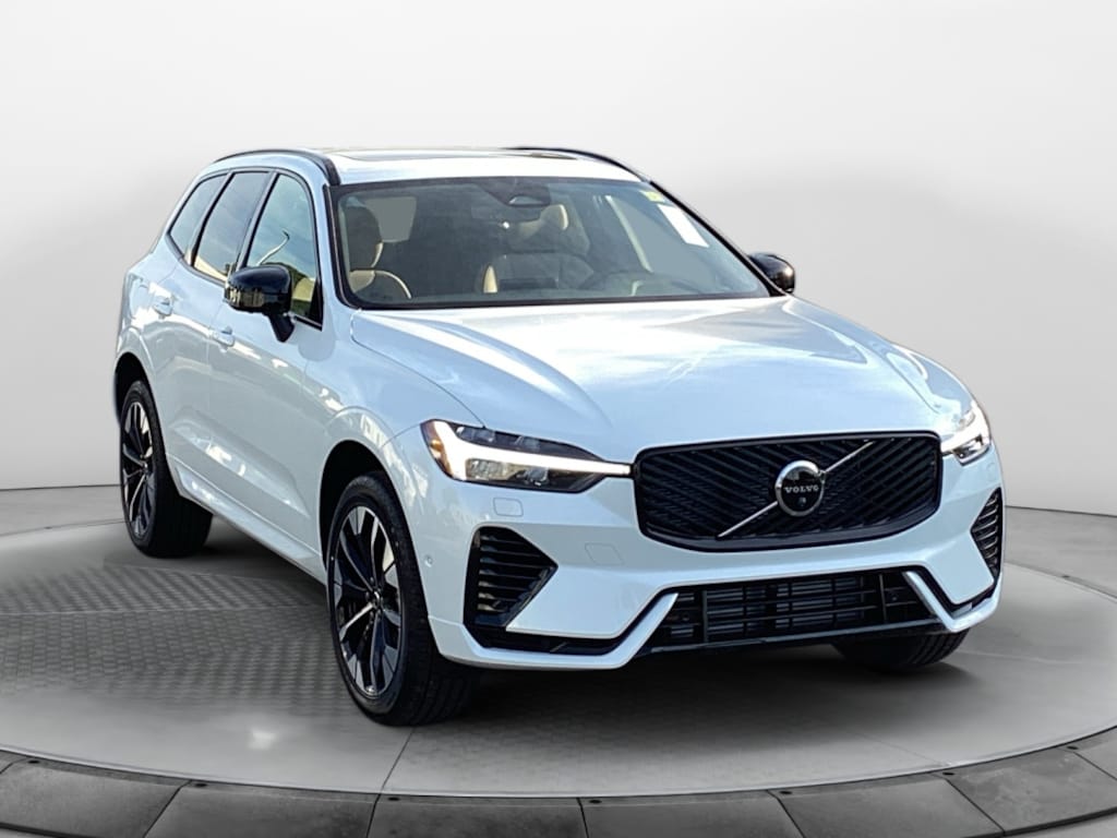 New 2026 Volvo XC60 plug-in hybrid T8 Plus SUV
