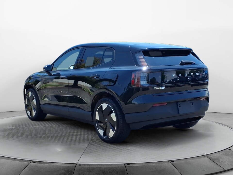 2025 Volvo EX30 Plus photo 3