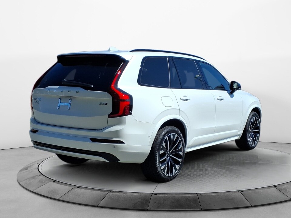 2026 Volvo XC90 photo 4