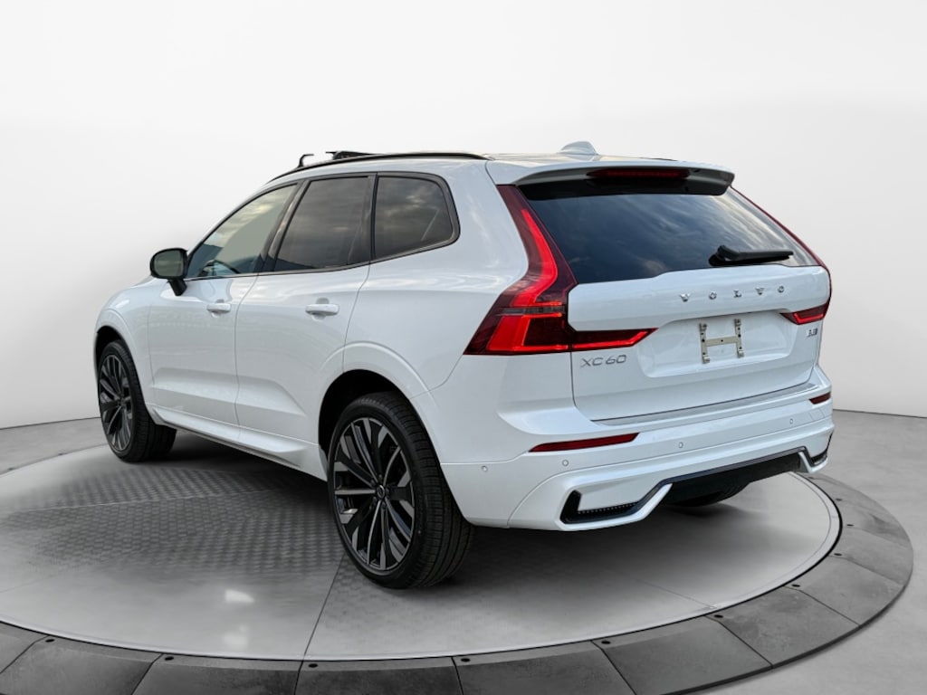 New 2026 Volvo XC60 B5 Ultra SUV