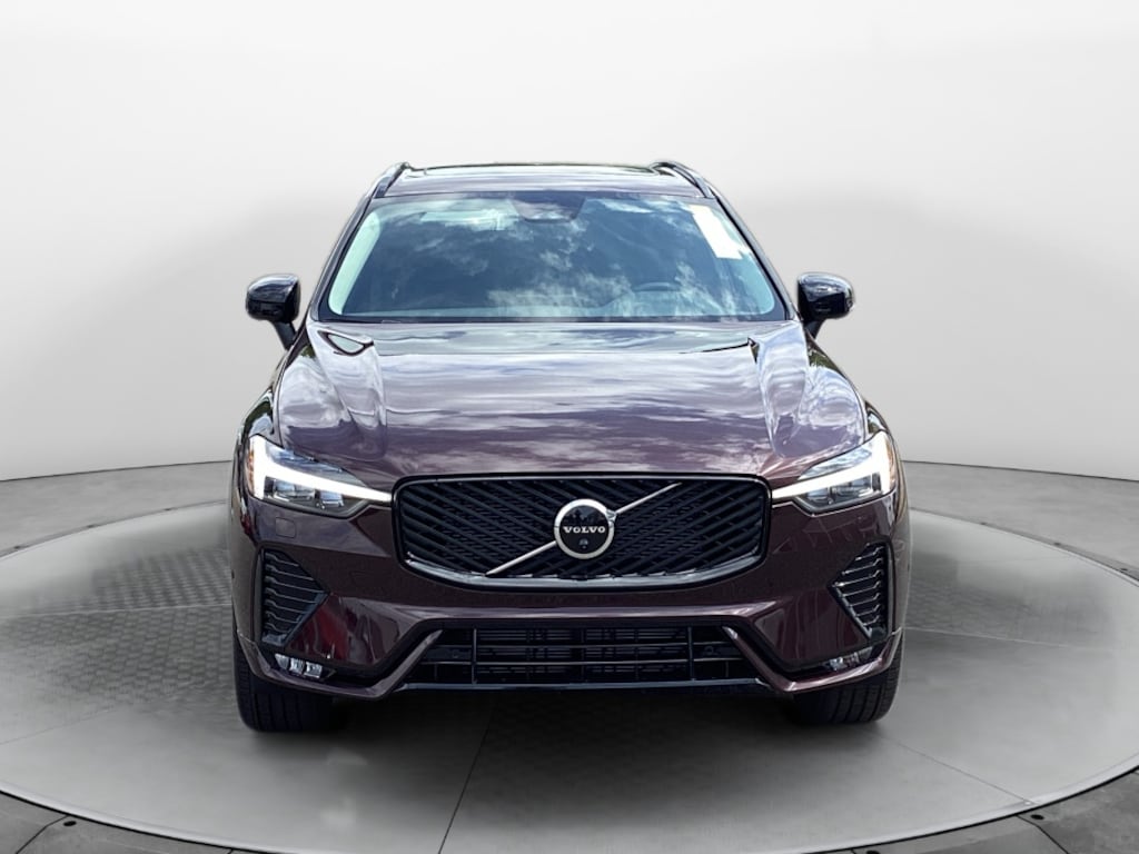 New 2026 Volvo XC60 B5 Plus SUV