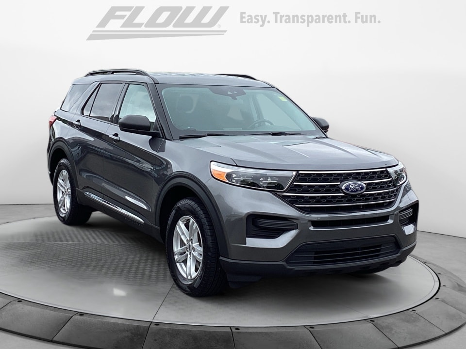 2022 Ford Explorer XLT 4WD's photo