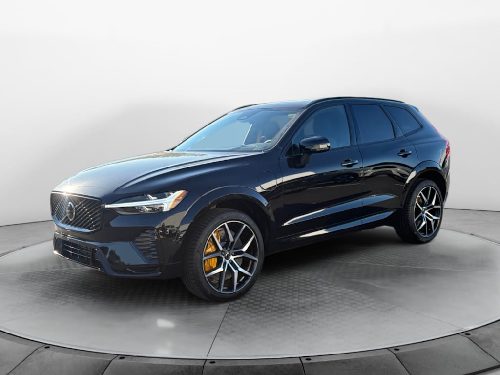 New 2026 Volvo XC60 plug-in hybrid T8 Polestar Engineered SUV