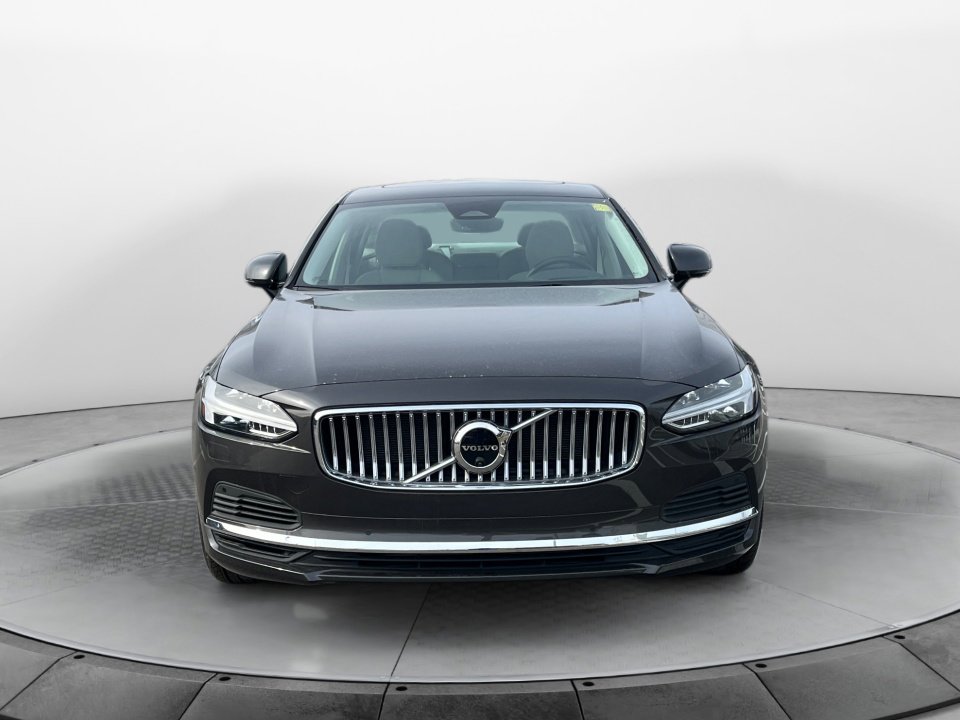 2024 Volvo S90 T8 Ultimate photo 2