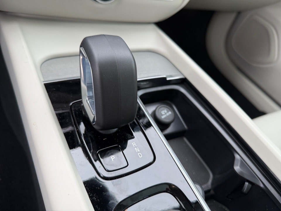 2026 Volvo V60 Cross Country Plus - Photo 16