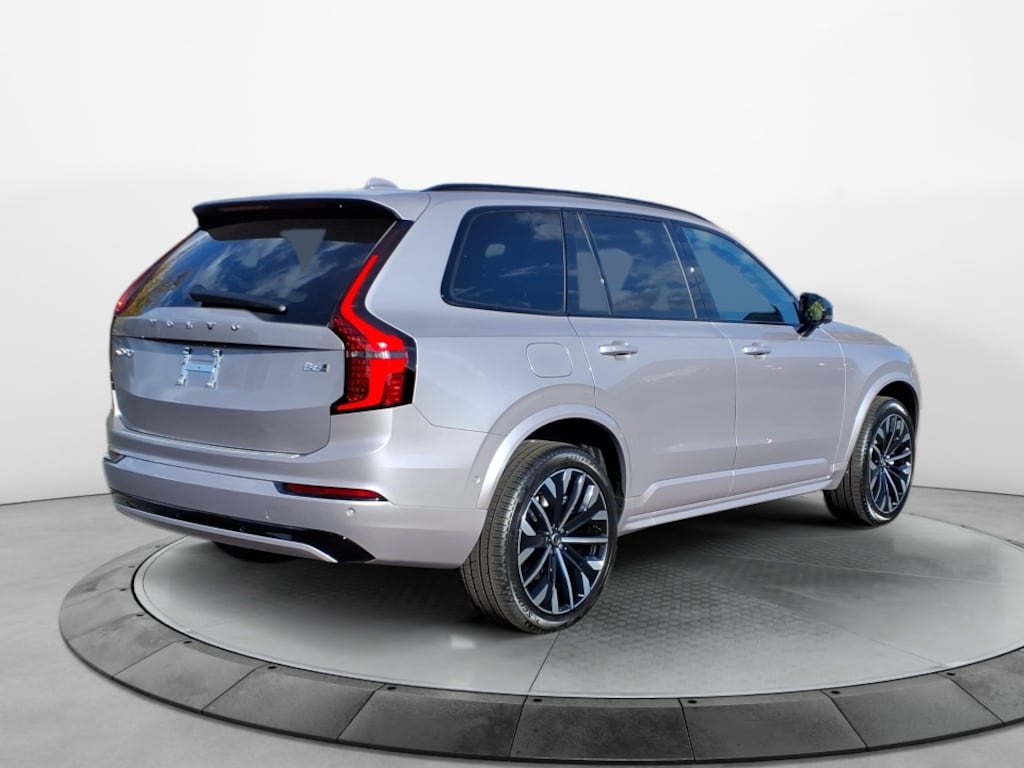 New 2026 Volvo XC90 B6 Ultra Dark Theme 7-Seater SUV