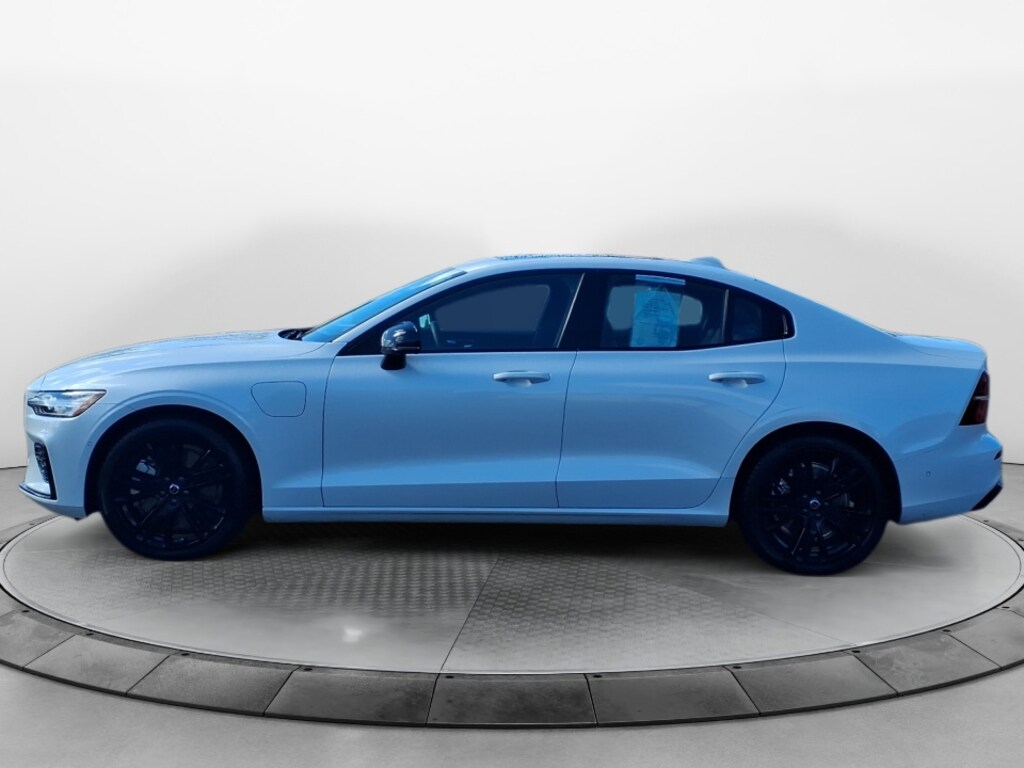 Certified 2024 Volvo S60 Recharge Plug-In Hybrid T8 Ultimate Black Edition Sedan