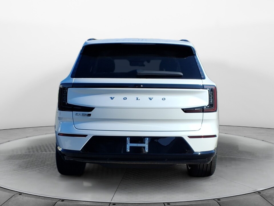 2025 Volvo EX90 Twin Motor Plus photo 3