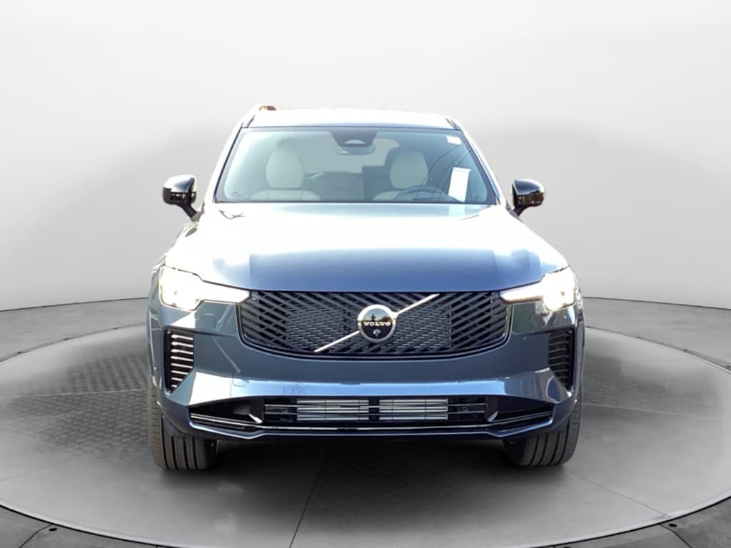 New 2026 Volvo XC90 plug-in hybrid T8 Ultra Dark Theme 7-Seater SUV