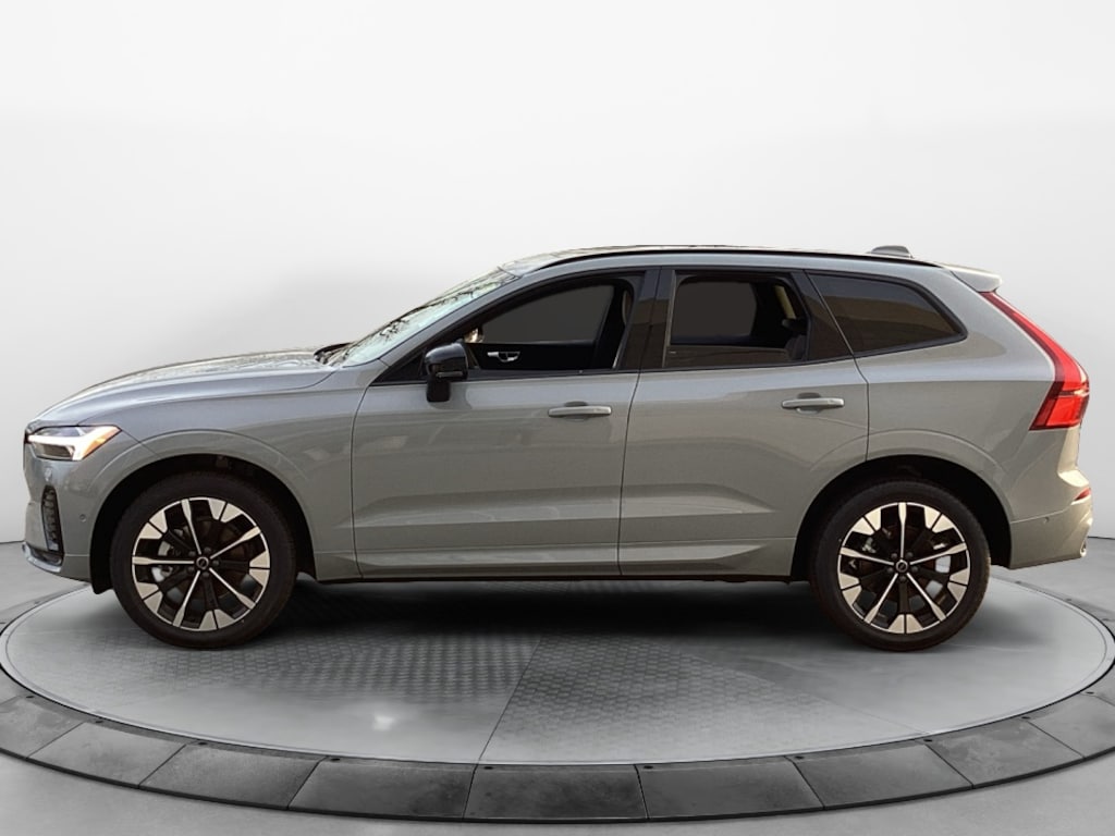 New 2026 Volvo XC60 B5 Plus SUV