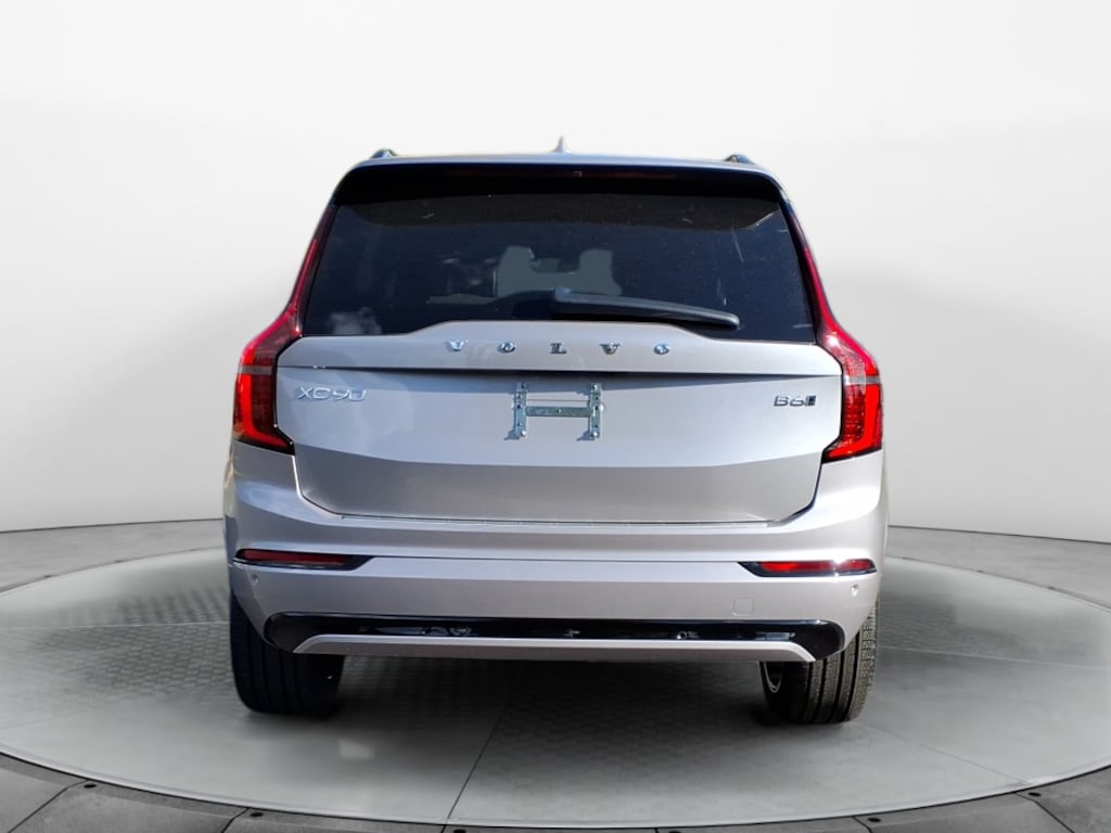 New 2026 Volvo XC90 B6 Ultra Dark Theme 7-Seater SUV