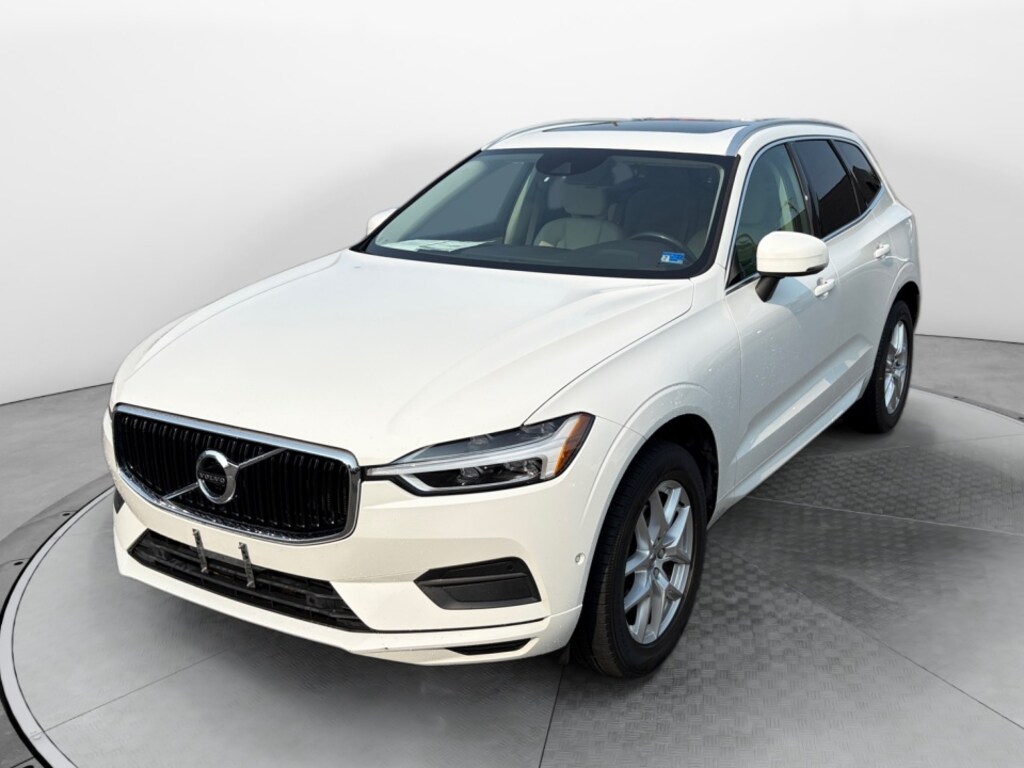 Used 2019 Volvo XC60 Momentum SUV