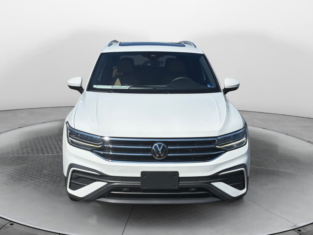 Used 2022 Volkswagen Tiguan 2.0T SE SUV
