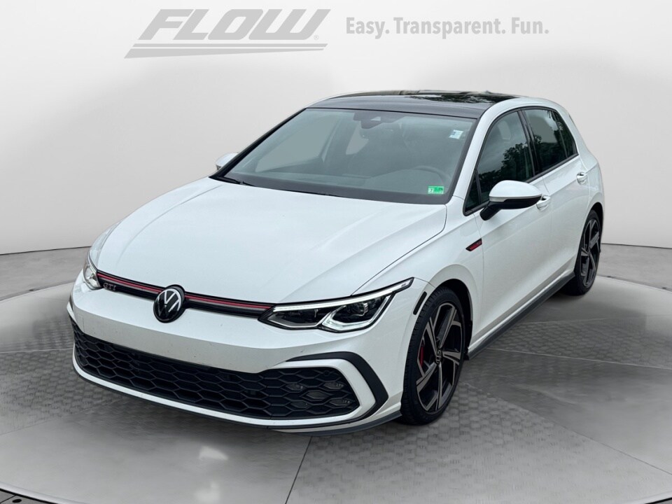 2024 Volkswagen Golf GTI SE photo 2
