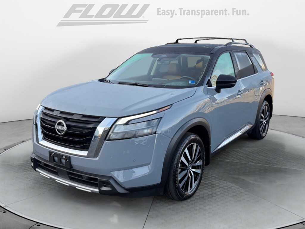 Used 2025 Nissan Pathfinder Platinum 4WD SUV
