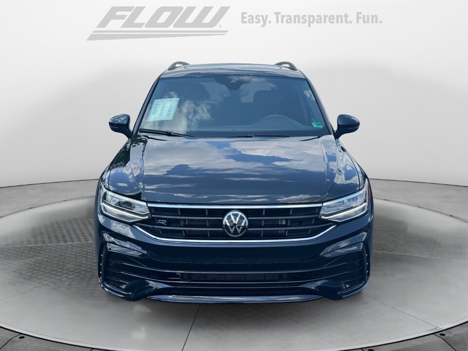 2024 Volkswagen Tiguan SE R-Line Black photo 2