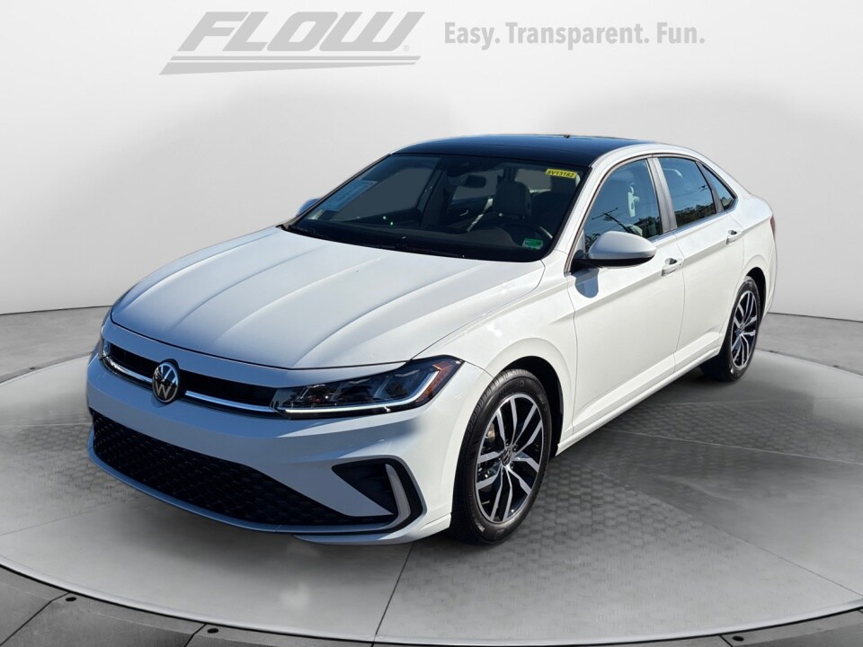 2025 Volkswagen Jetta 1.5T SE photo 3
