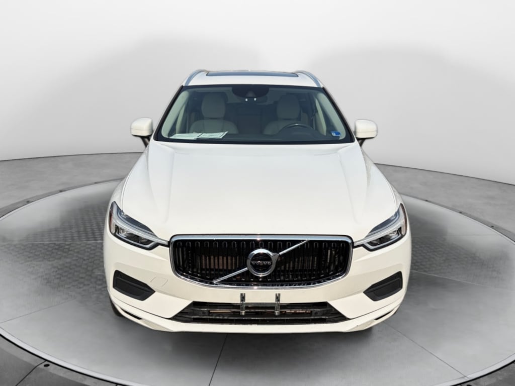Used 2019 Volvo XC60 Momentum SUV