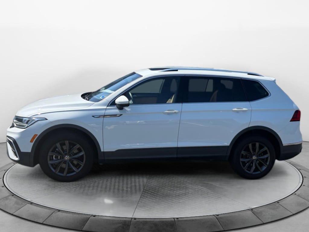 Used 2022 Volkswagen Tiguan 2.0T SE SUV